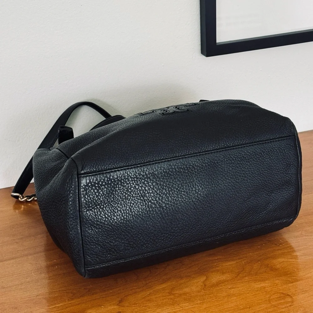 Tory Burch • Leather Harper Tote Shoulder Bag in Black - Picture 7 of 15